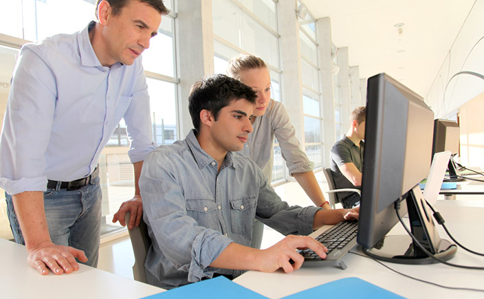 برنامه نویس در دبی