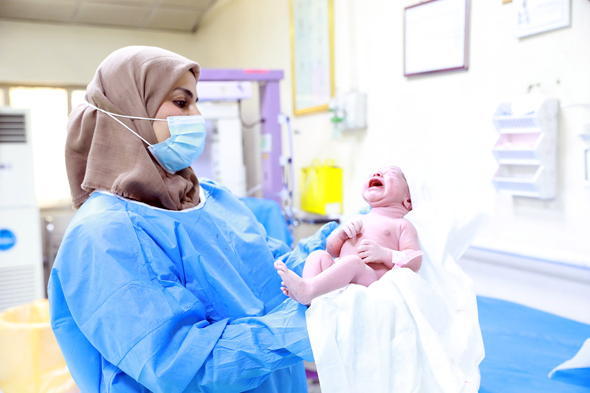 ماما در دبی