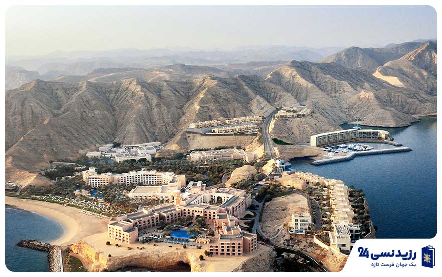 Hotel-staff-Oman.jpg