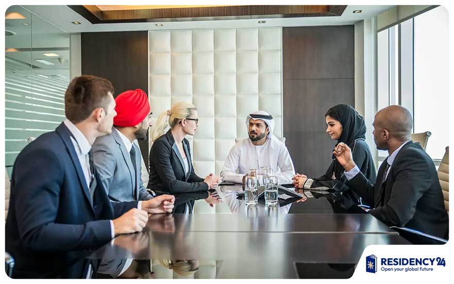 Employer-employee-meeting-UAE-office.jpg