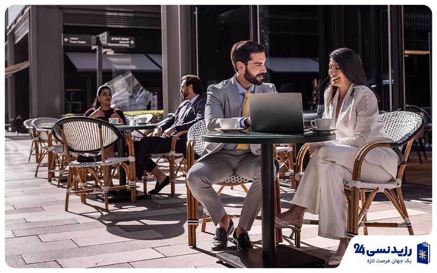 Freelancer-working-laptop-Dubai-cafe.jpg