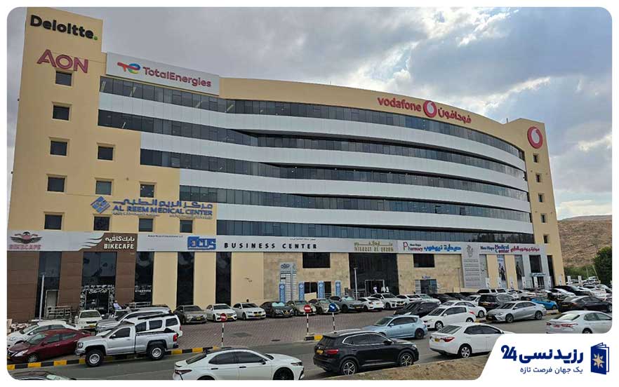 Muscat-business-district-office-buildings.jpg