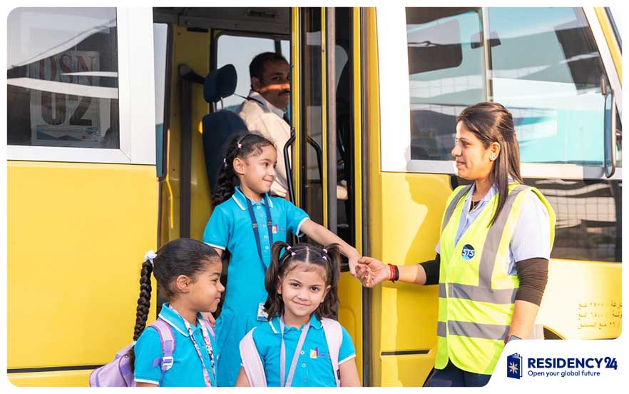 Parents-school-tour-Dubai.jpg