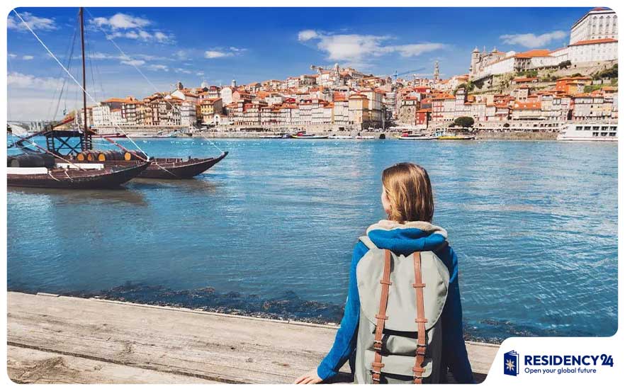 tourist-visa-vs-digital-nomad-visa.jpg