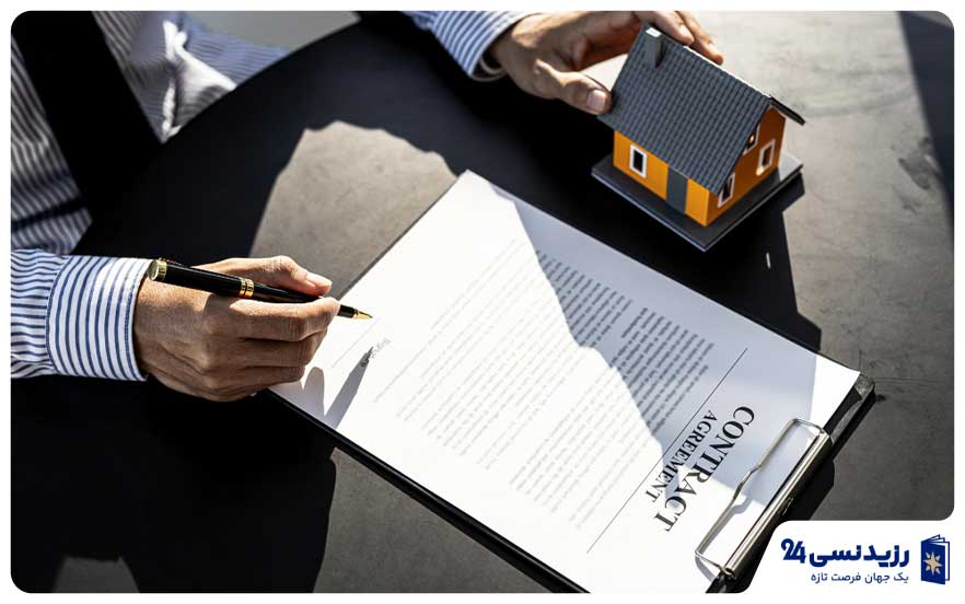Property-sale-agreement-signing-Dubai.jpg