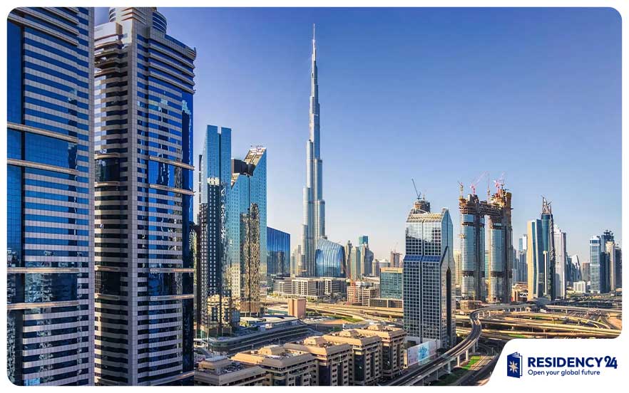 Dubai-business-investor-Emirates-ID-banking.jpg