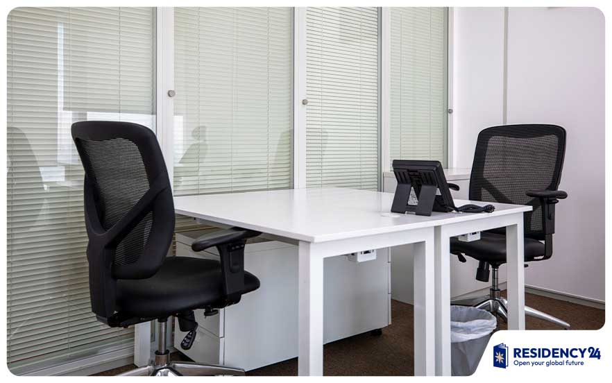 UAE-flexi-desk-office.jpg