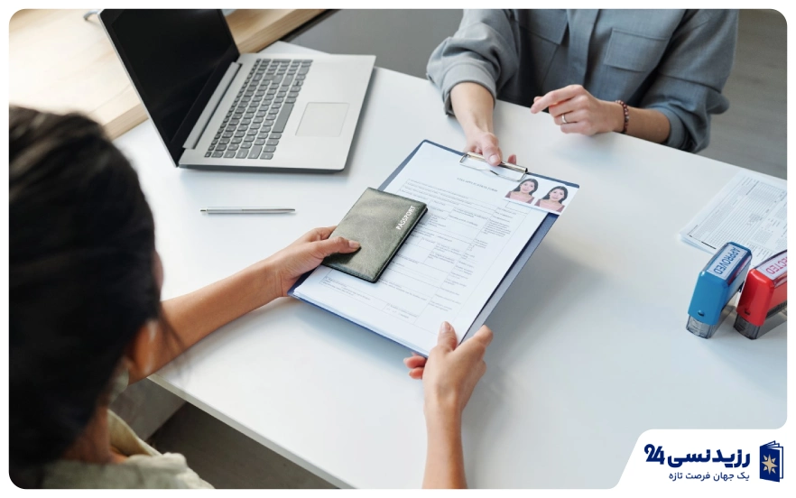 ویزای کاری بدون مدرک زبان