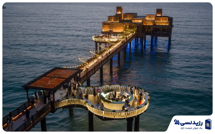 رستوران دریایی Pierchic؛ غذا خوردن روی اسکله شناور با منظره خلیج فارس